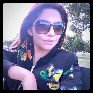 Meet your Posher, Ruth